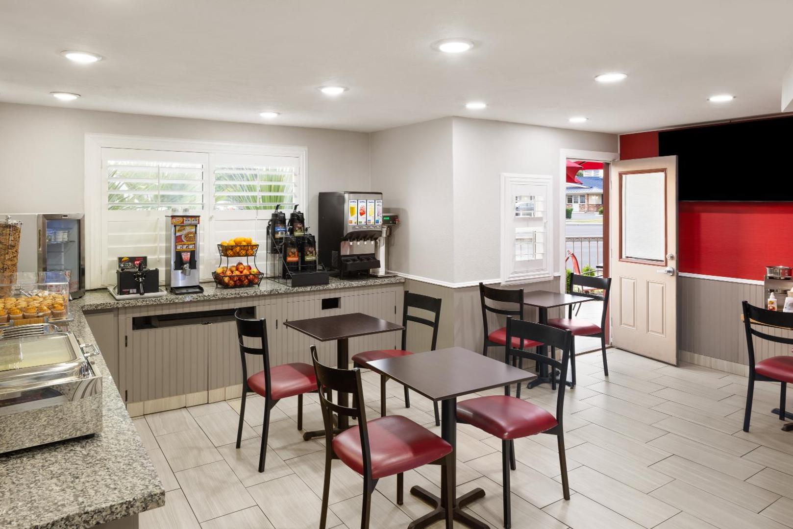Fotografie 8: Ramada by Wyndham Medford Airport North