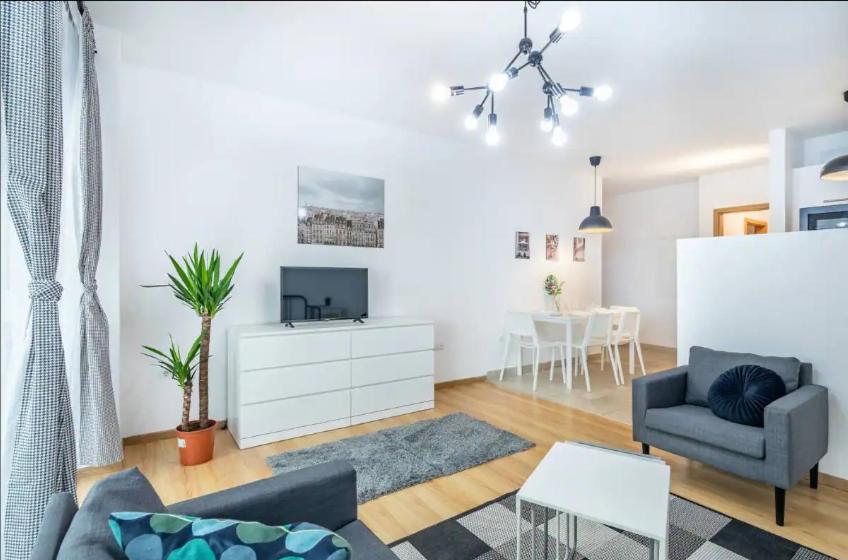 Foto 7: 2Br & 2Balcony apartment by NW