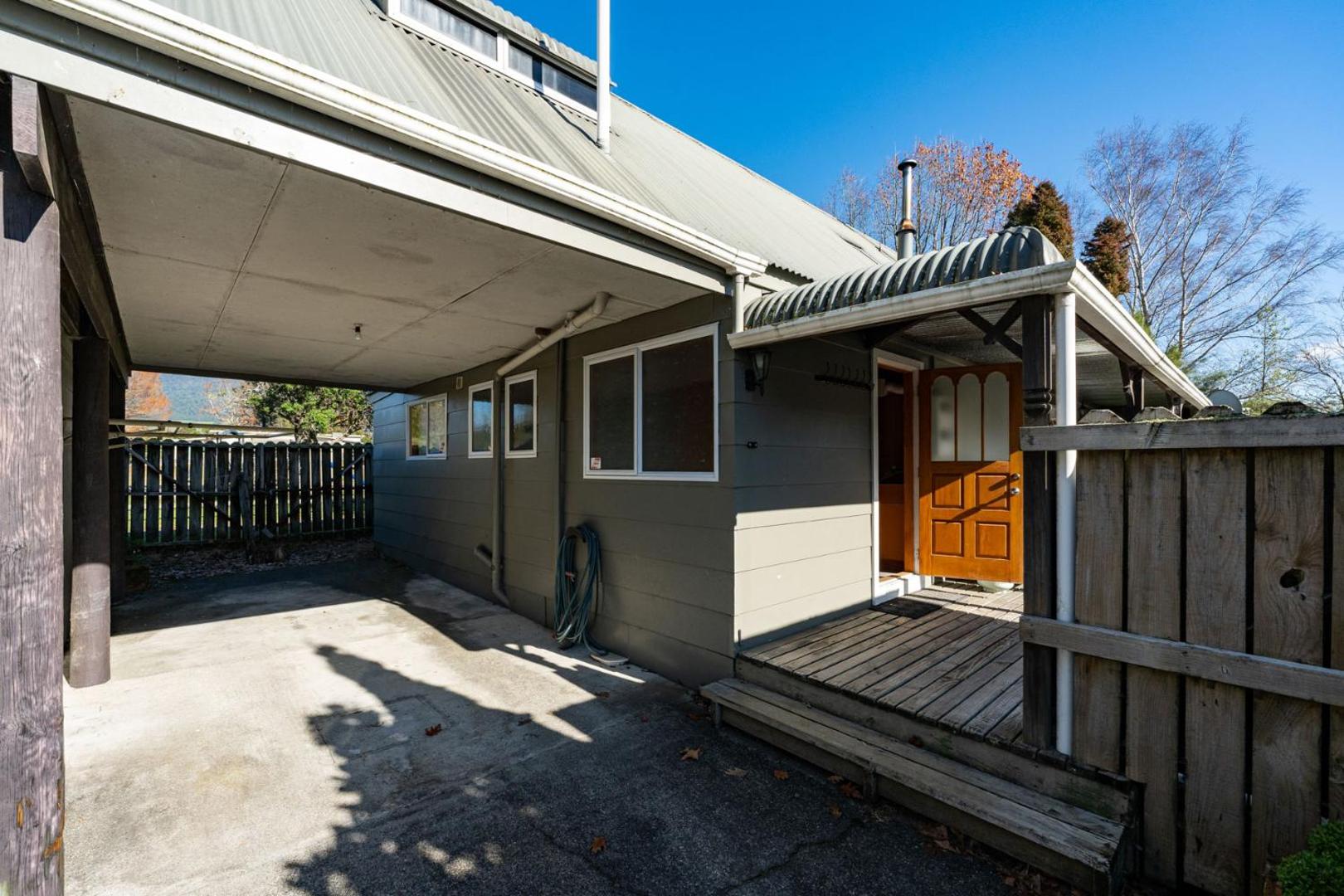 Moore in Turangi photo 2