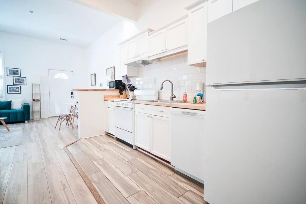 Billede 7: 2BR Boho Chic Duplex, Savannah - Near Tybee Island!