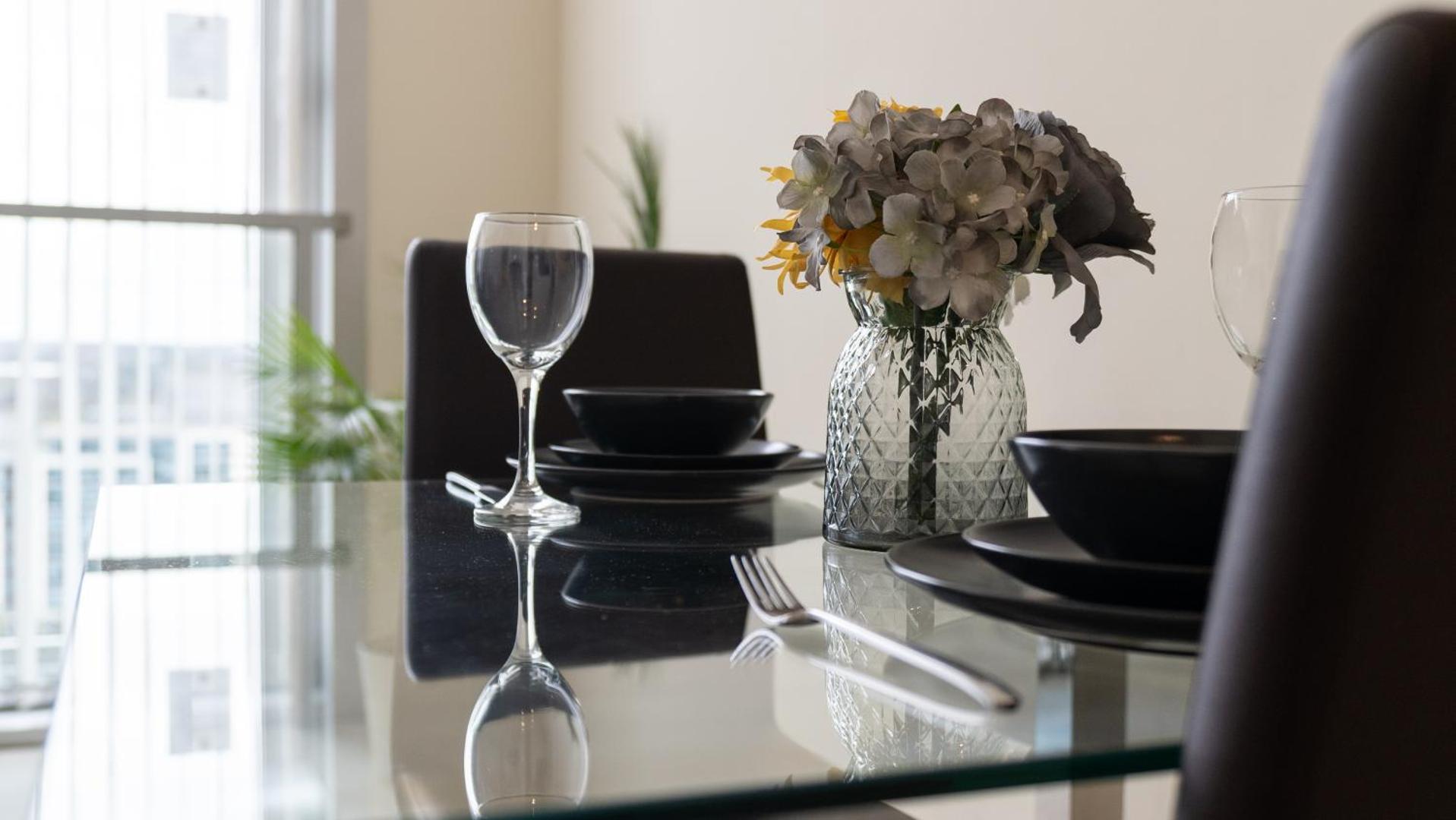 Φωτογραφία 8: Cotels at The HUB Serviced Apartments, Superfast Broadband, Central Location, Free Parking