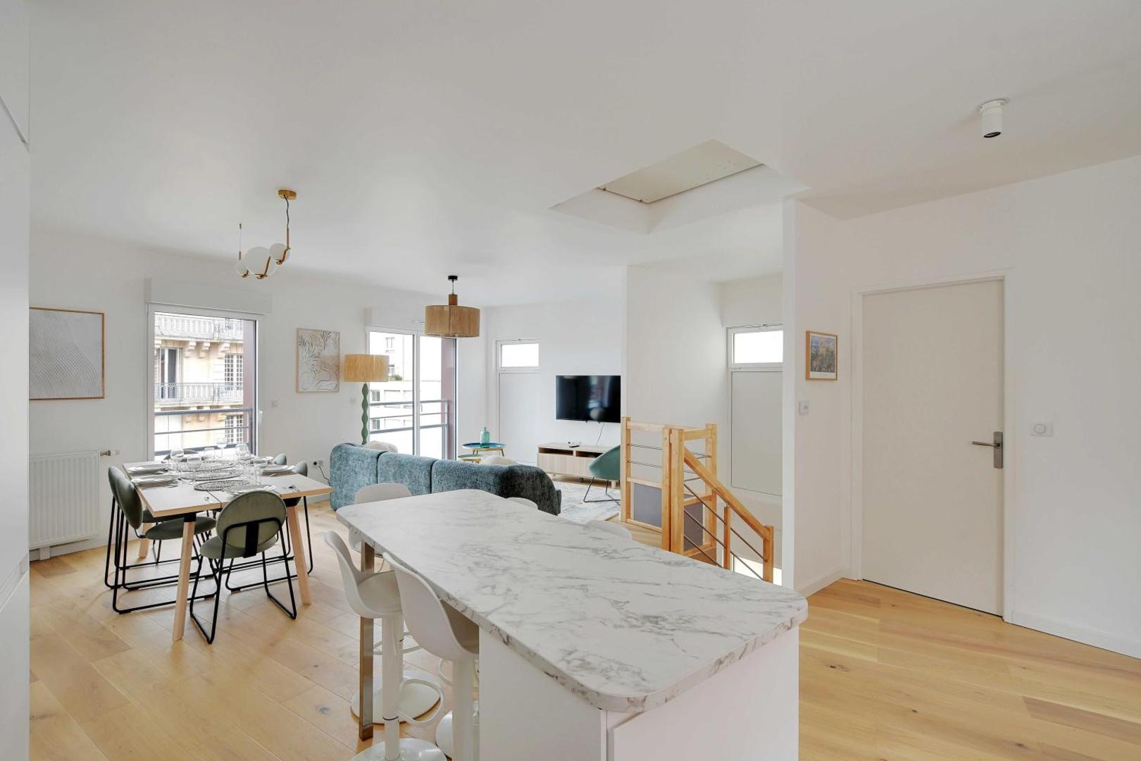 Bild 8: Chic Duplex with Rooftop -3BD-6P- Nogent-sur-Marne