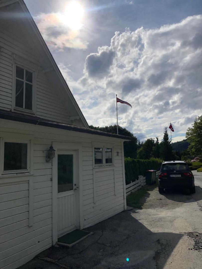 Bilde 2: Flat in the center of Loen