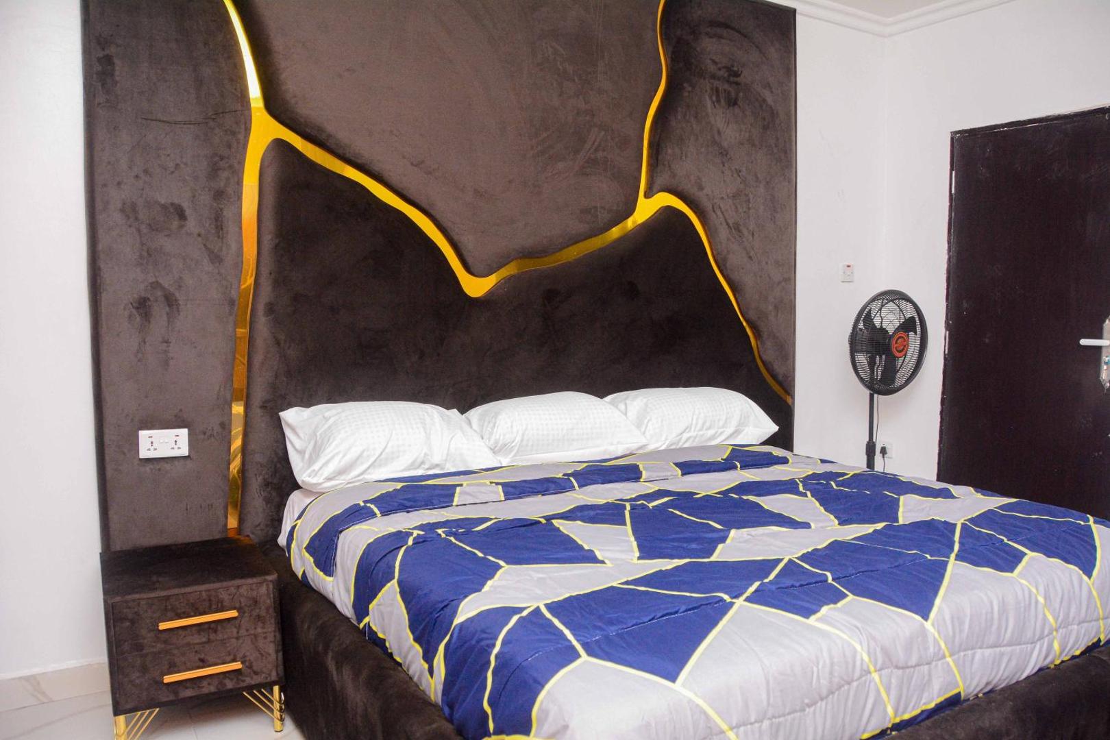 Ruby Apartment photo 6