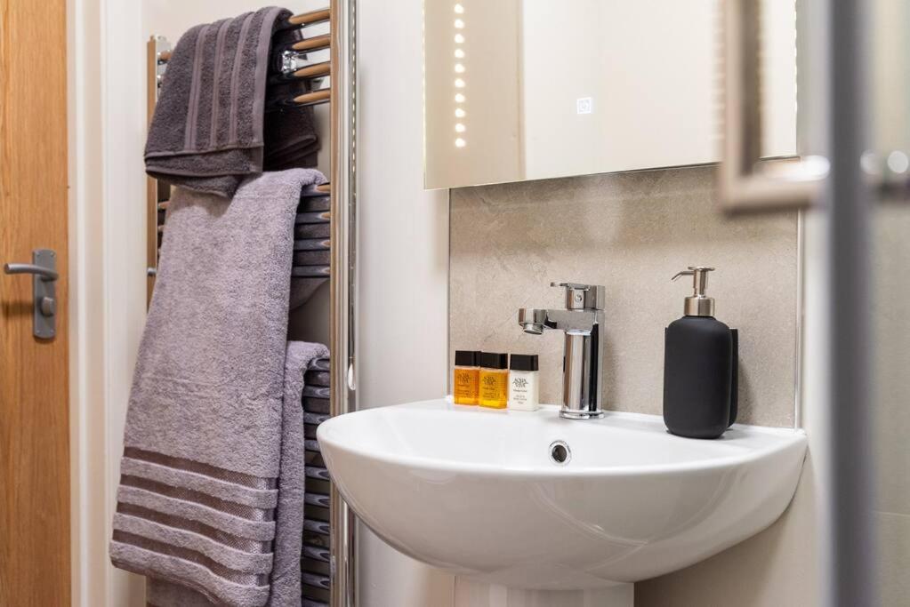 Billede 10: Den - Stylish 1-Bed Apartment 5