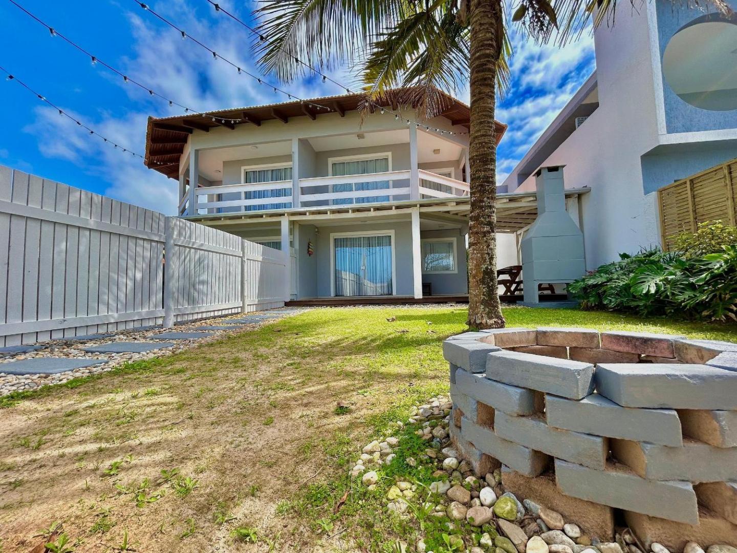 Foto 6: 148 - Casa pé na areia Mariscal com 04 dormitórios