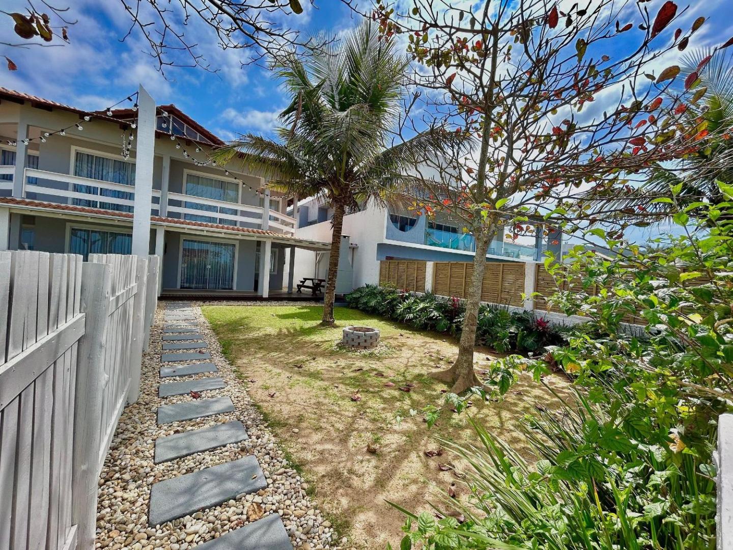 Foto 8: 148 - Casa pé na areia Mariscal com 04 dormitórios