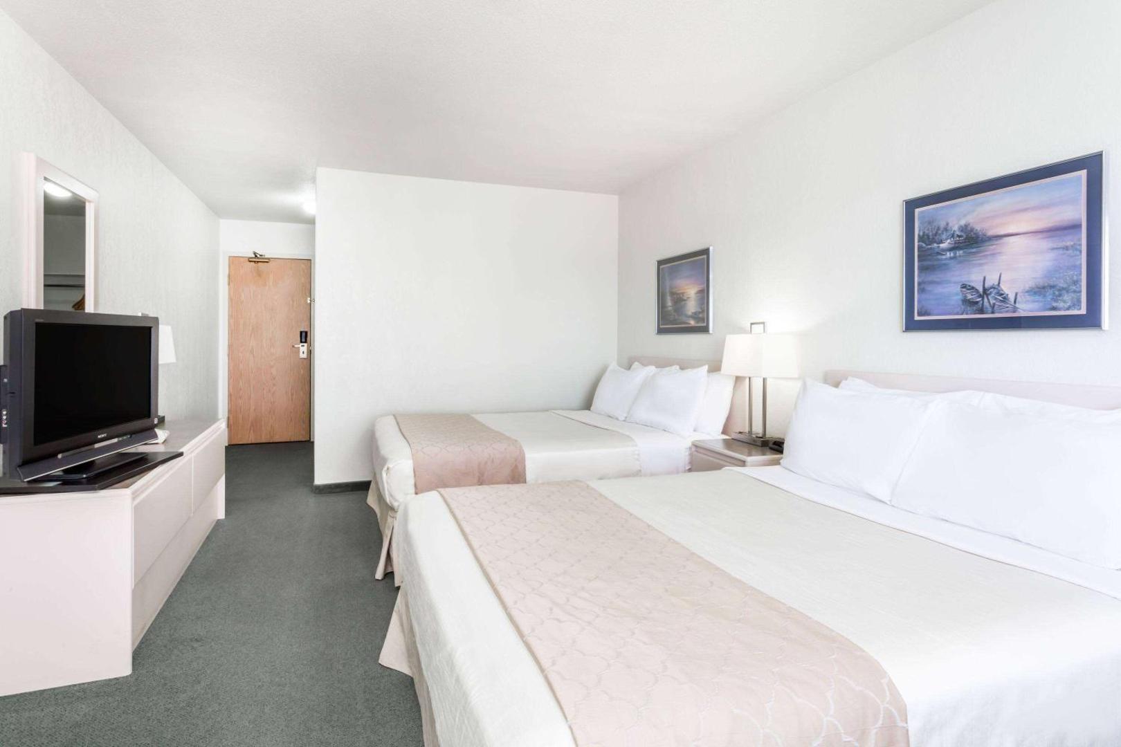 Photo 3 : Super 8 by Wyndham Dauphin