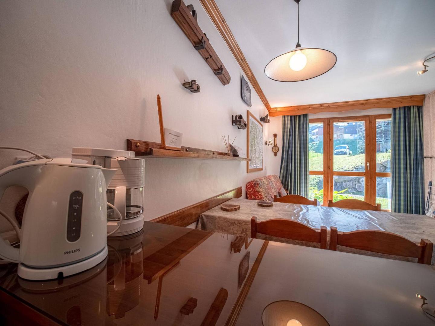 Fotografie 8: Studio divisible, proche pistes et commerces, terrasse sud - FR-1-356-237