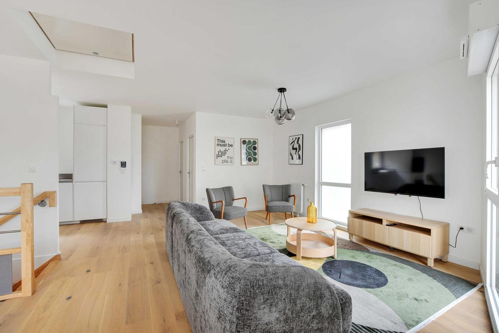 Bild 7: Chic Duplex with Rooftop -3BD-6P- Nogent-sur-Marne