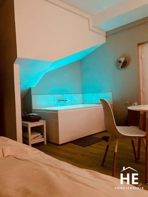 Billede 3: Suite Dune - Escapade Romantique avec Jacuzzi Privé