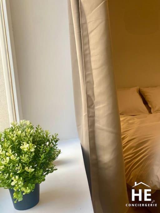 Billede 11: Suite Dune - Escapade Romantique avec Jacuzzi Privé