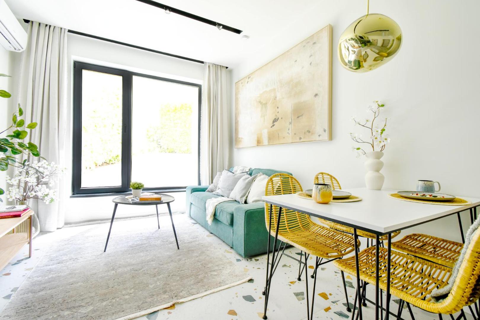 Zdjęcie 10: Duplex - Main Street Area - Ac - Netflix - Desk