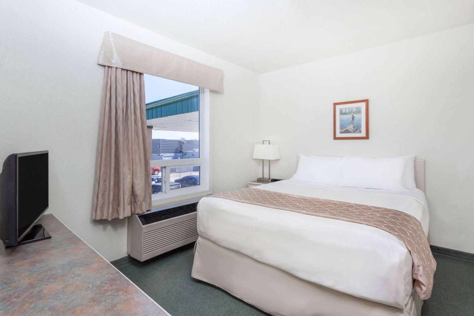 Photo 6 : Super 8 by Wyndham Dauphin