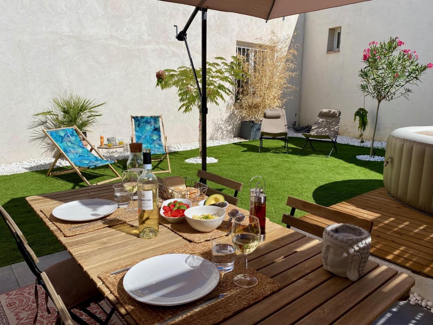 Fotografie 2: Tiny Harmony - Logement confortable avec jardin et jacuzzi privés près d’Aix en Provence