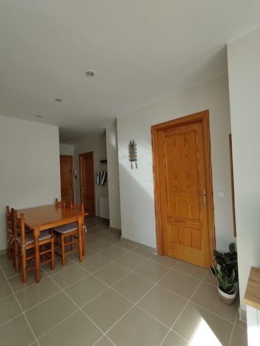 Peral 32 - Baix amb Pàrquing photo 3