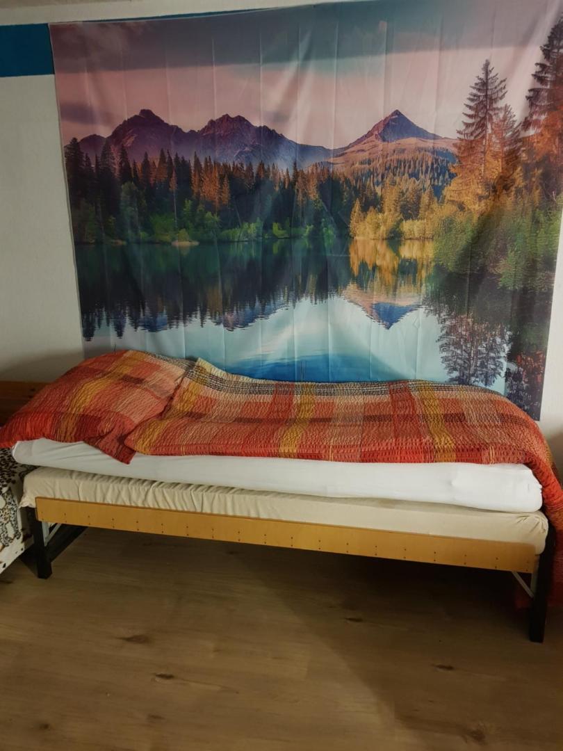 Photo 4 : Men's Dormitory - Männerschlafsaal