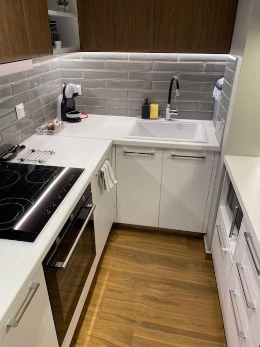 Zdjęcie 5: Central - Άνεση στην καρδιά της πόλης !