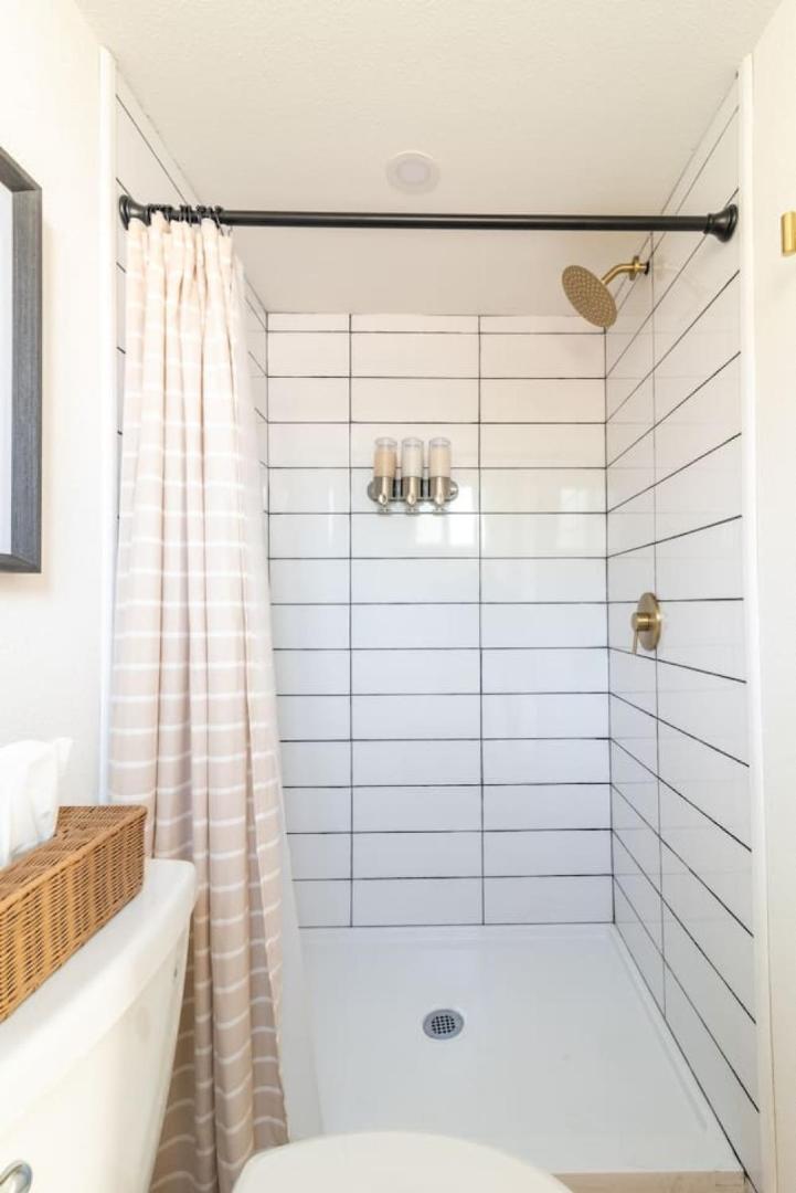Foto 6: BoHo Tiny Home - Walkable to the Best of East Austin