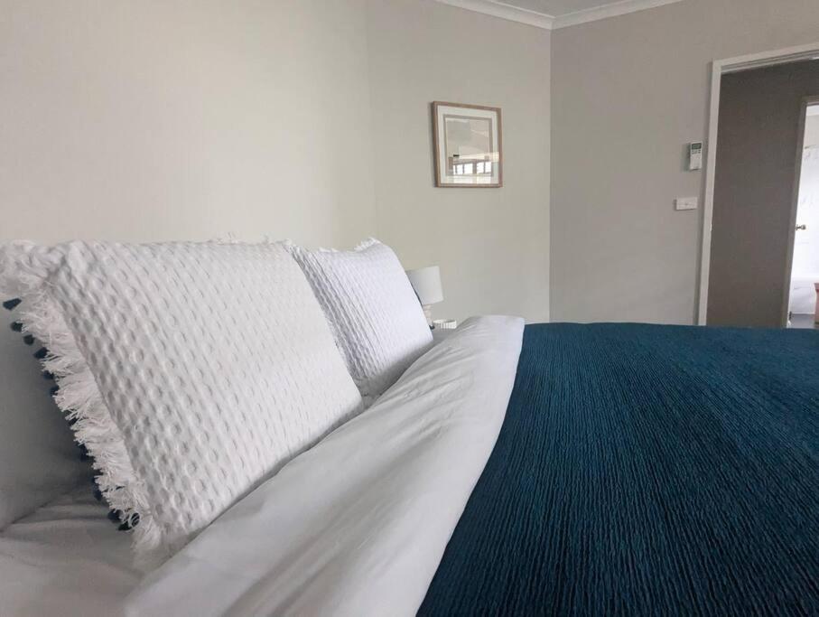 Bilde 10: Spacious, Central 2bed 2bath, newly renovated gem!