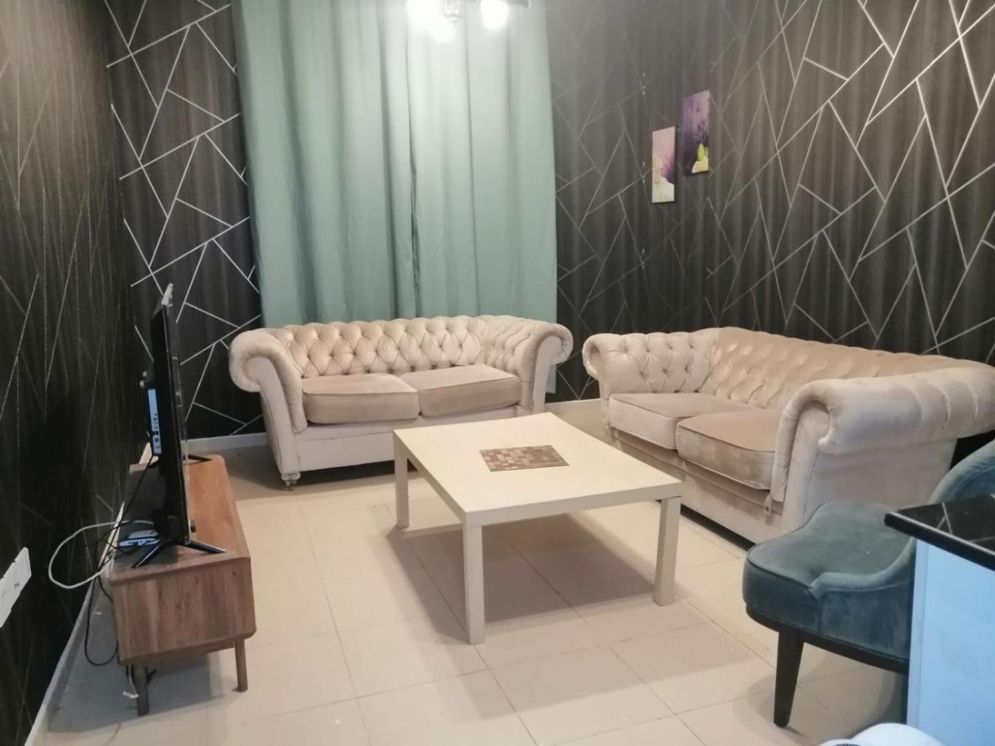 Bild 9: Flat in City Tower one bedroom and hall and 2bath