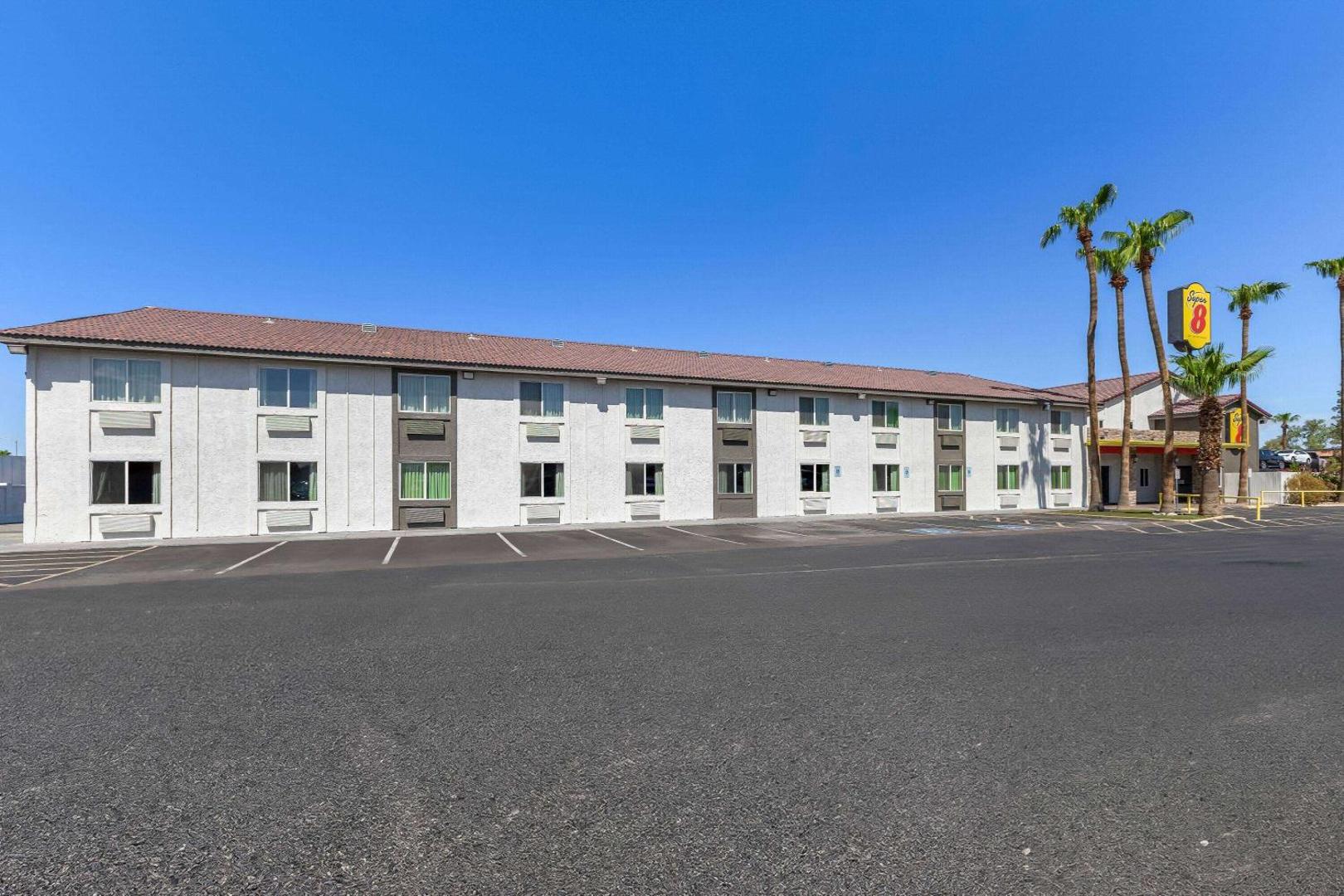 Kuva 6: Super 8 by Wyndham Goodyear/Phoenix Area