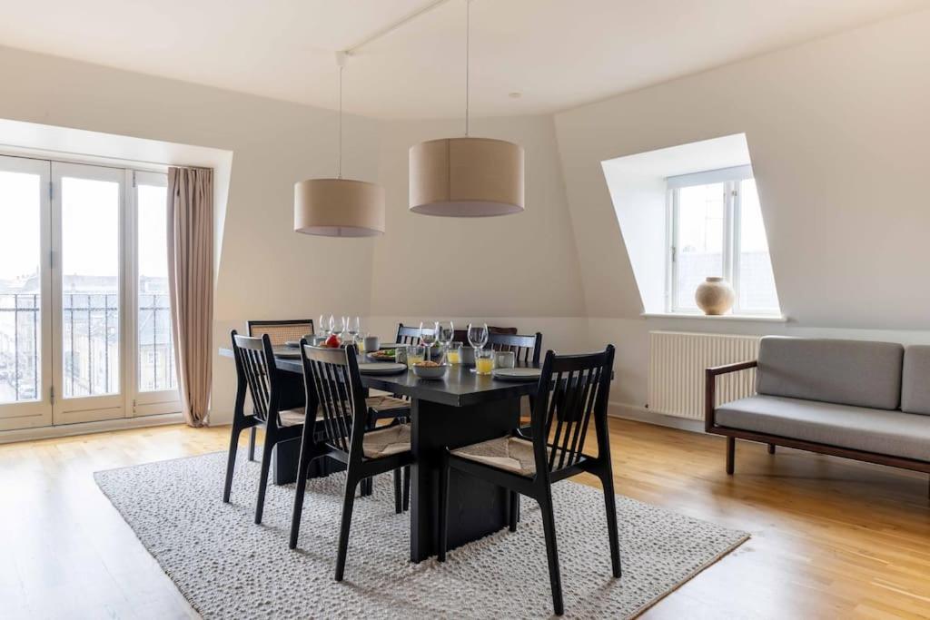 Fotografie 10: 2BR with Amazing City Skyline View