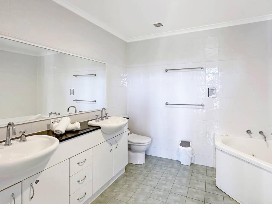 Kuva 10: Unit 29 - Avoca Palms Resort