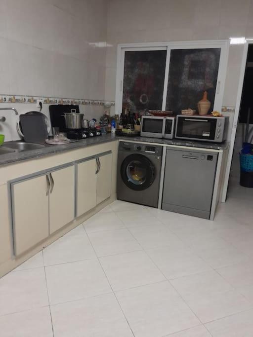 Bilde 6: Spacious & Pristine Apartment
