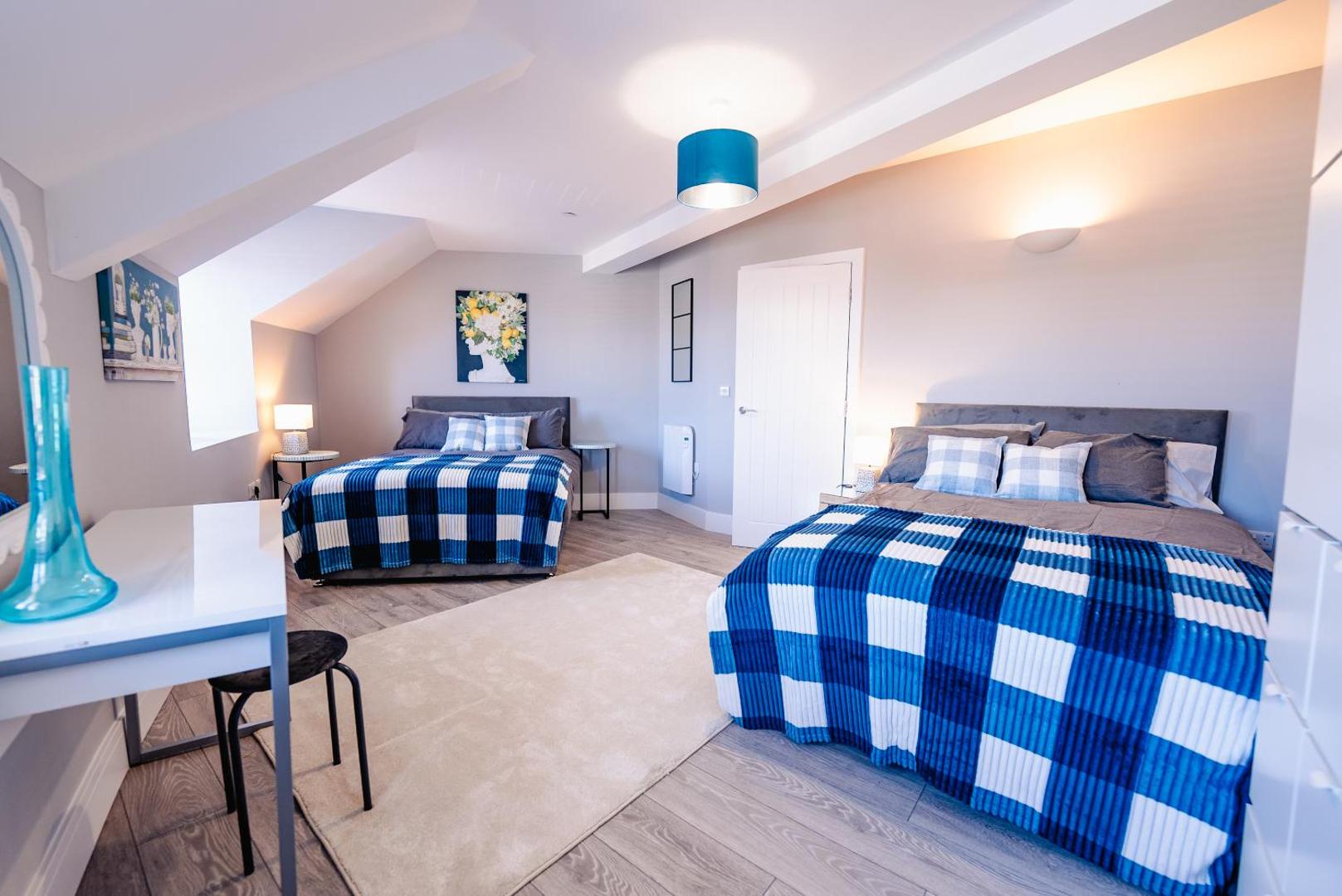 Bilde 8: SPACIOUS & MODERN 3-BED & High Ceiling
