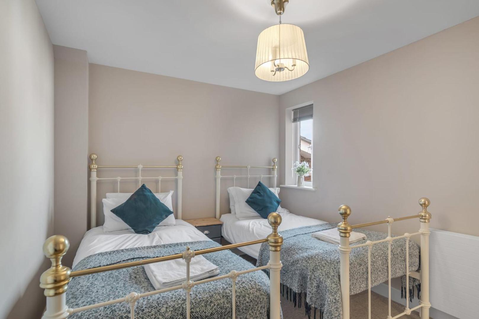 Foto 4: 2-Bed on Dereham Road with Balcony Flat B
