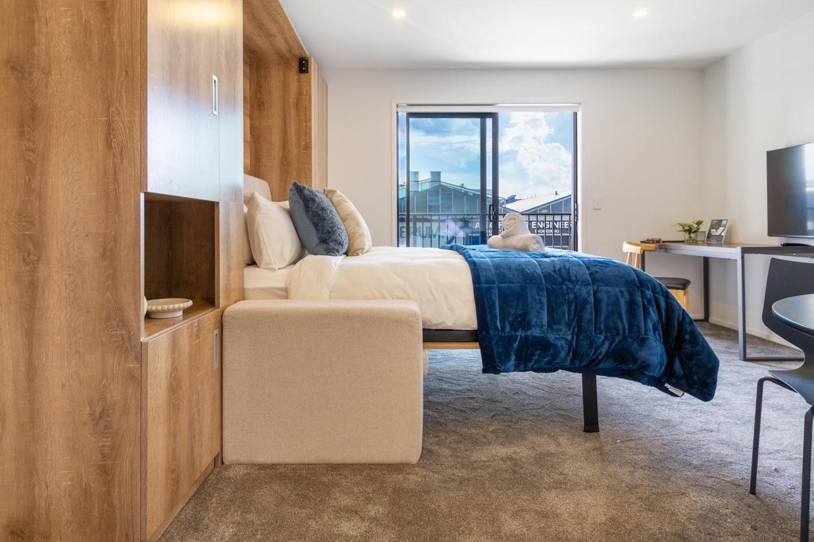 Foto 4: Inviting & Comfortable Upper Studio in Wilmer
