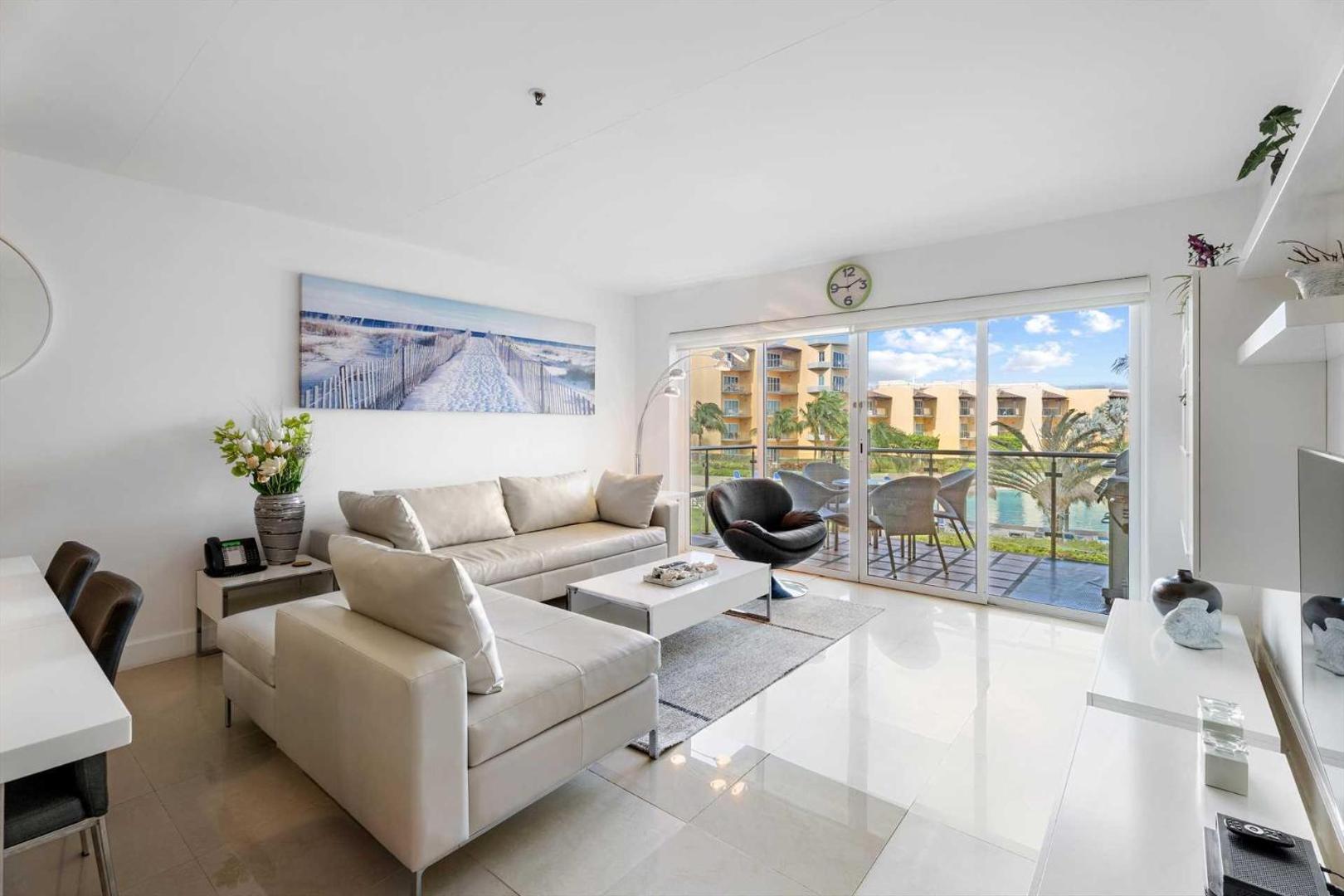 Billede 7: Beachfront - Ambiente Elegante 2BR condo - BC256