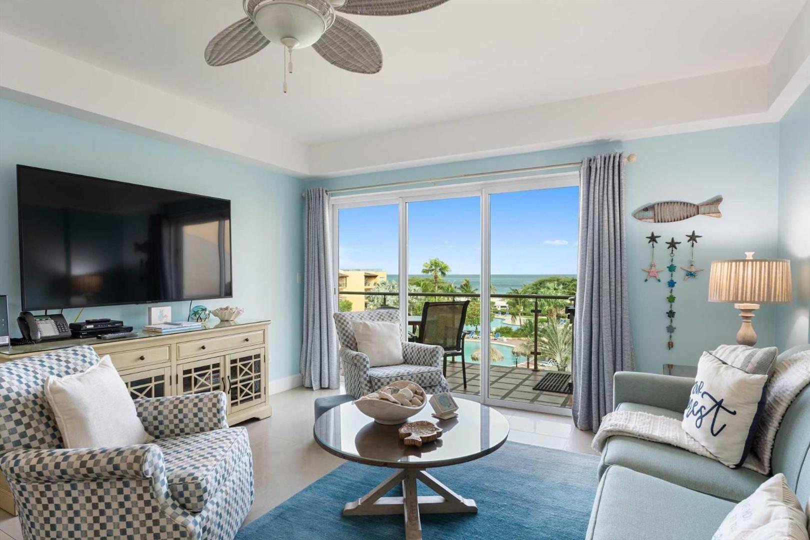 Foto 6: Beachfront - Paradise View 2BR condo - A346