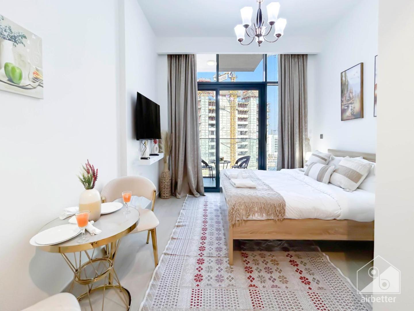 Zdjęcie 2: Studio in Azizi Riviera Comfort and Convenience