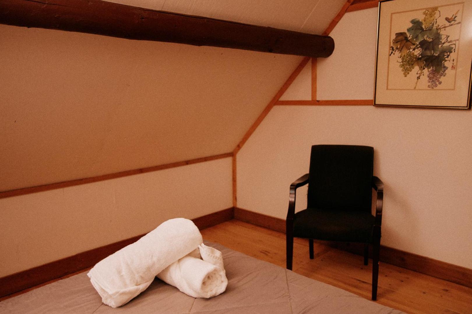 Fotografie 8: Rustic Basic Cabin at Beaverfoot