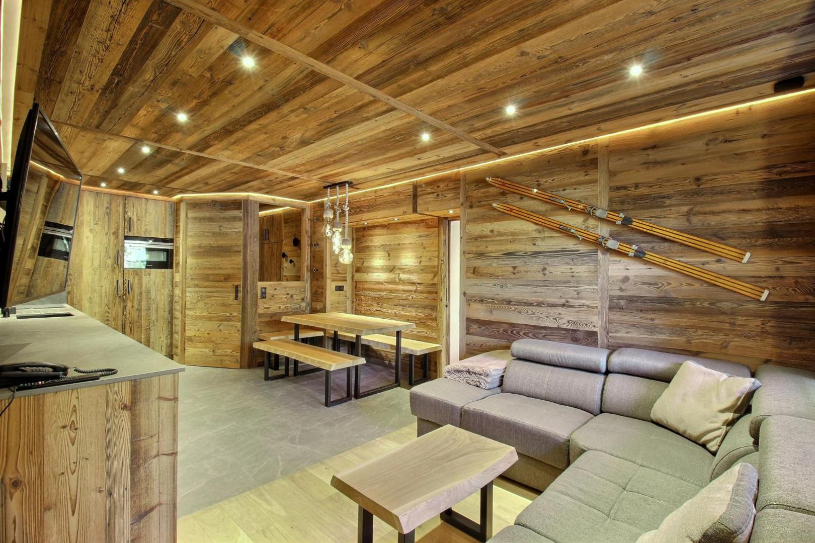 ARC 1950, Appartement style Chalet Haut de Gamme 2 chambres, 6 personnesの写真10