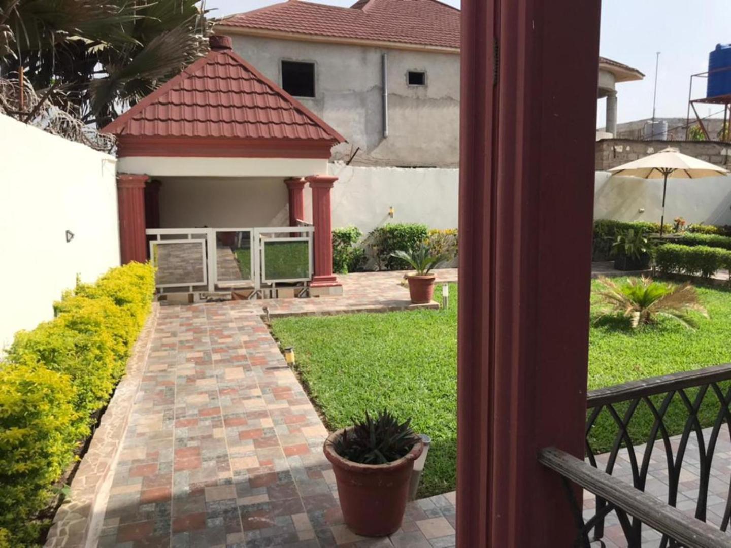 Fotografie 4: 2-Bed - Sleeps 6 - Pet Friendly & Parking