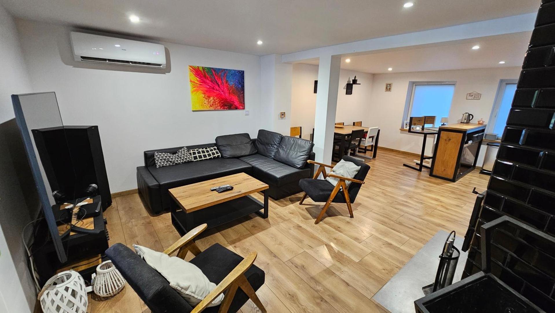 Φωτογραφία 3: White