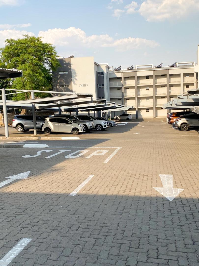 Photo 5 : Simler at Sandton
