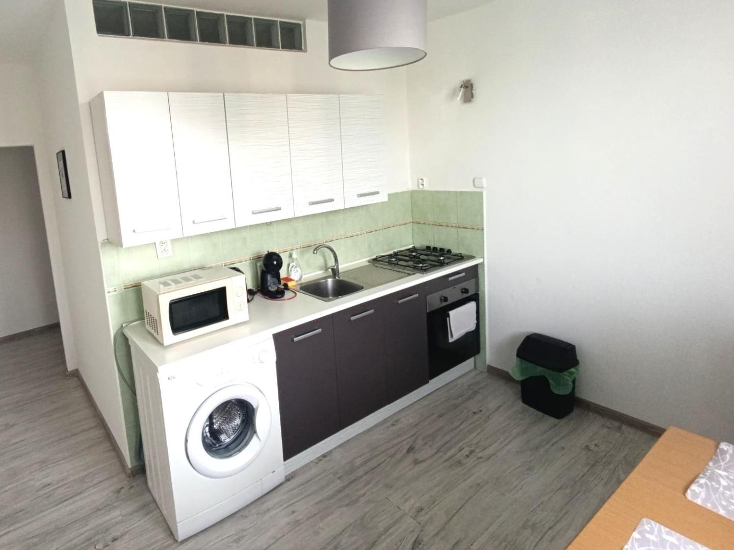 Spacious flat in wider centre of Nitra with balcony and free on-street parkingの写真6