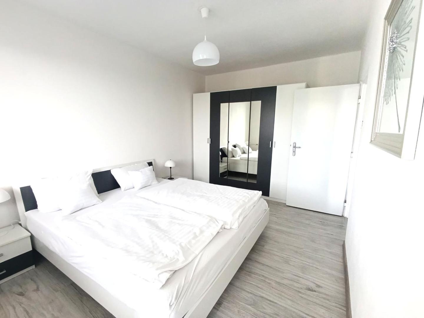 Spacious flat in wider centre of Nitra with balcony and free on-street parkingの写真10
