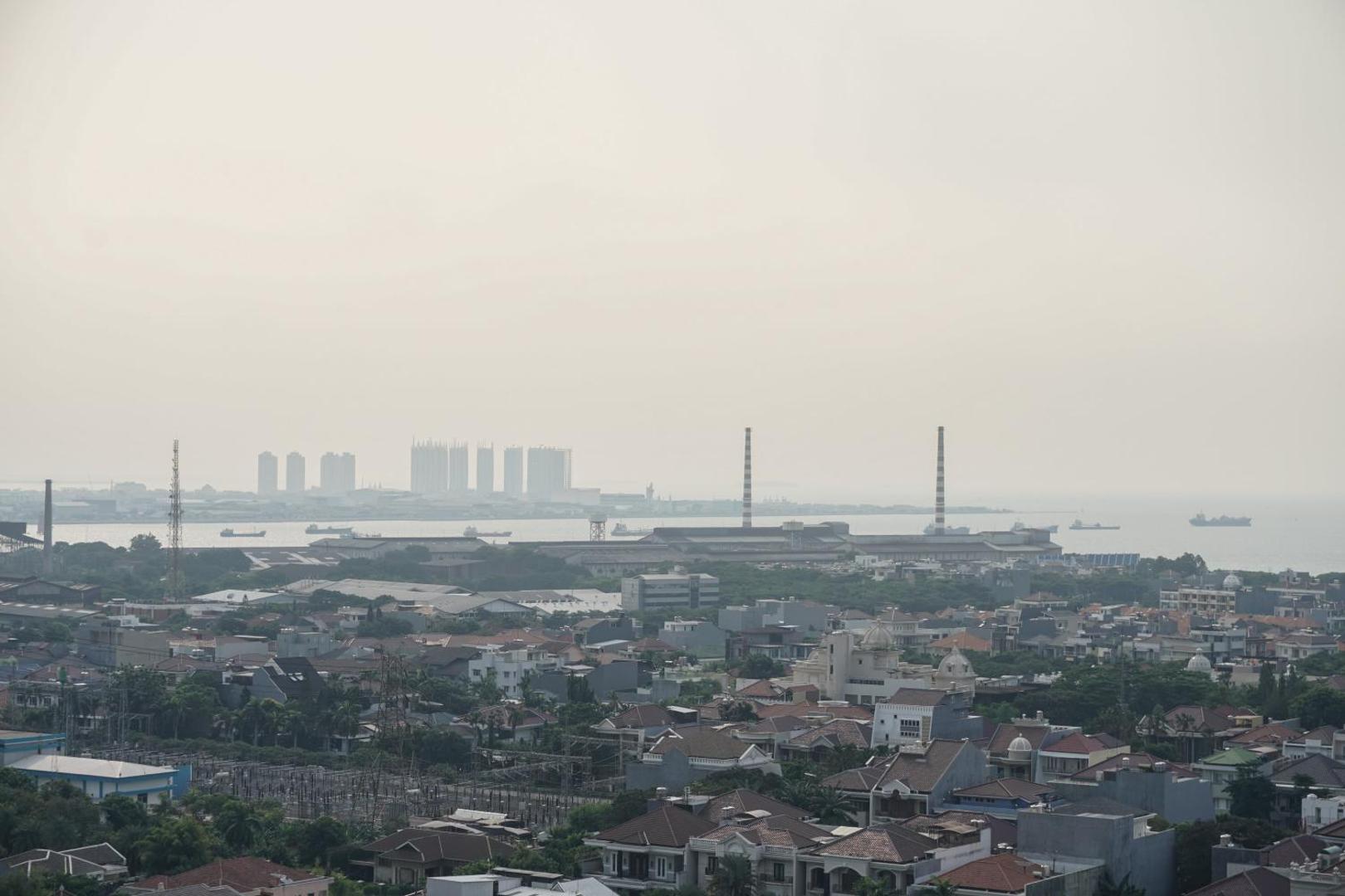 Zdjęcie 10: 2BR with Study Room Apartment Seaview at Marina Ancol By Travelio