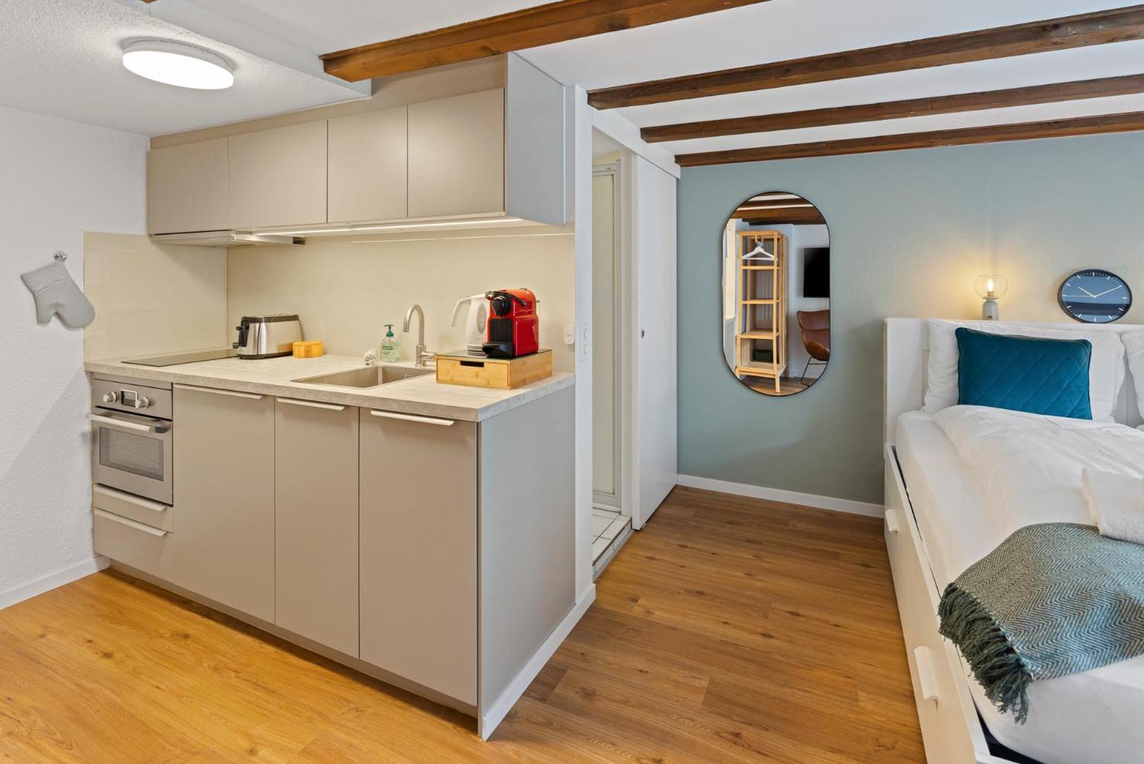 Billede 5: ARISER - Zug Unique Apartment in Historic 15th Century Building
