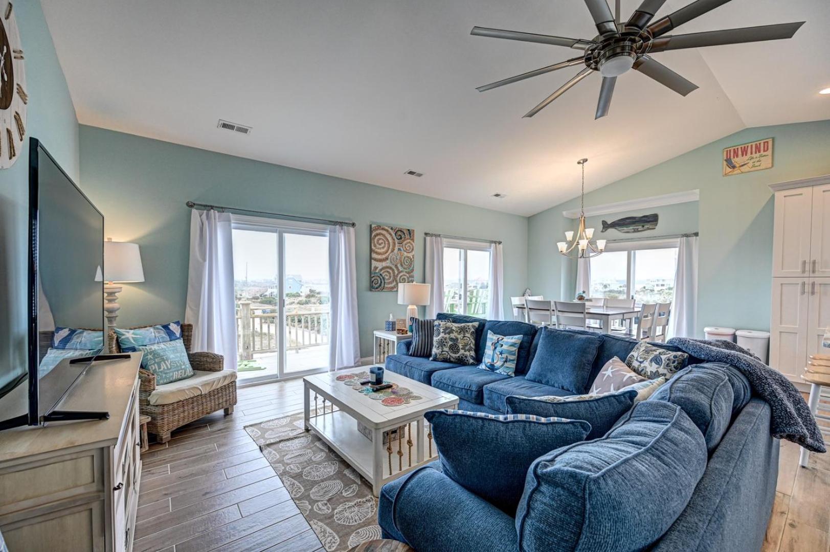 Foto 4: Ocean View - Just Steps from Oceanfront - 2 Full Width Sun Decks - 3 King Suites