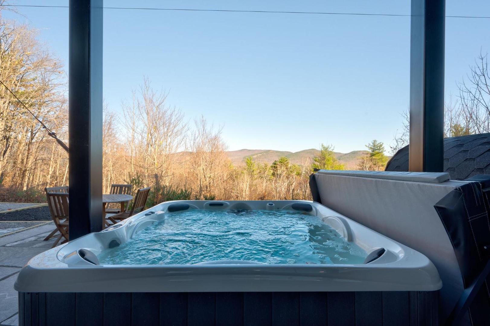 Foto 4: VIEWS, Hot Tub, Sauna, Theatre