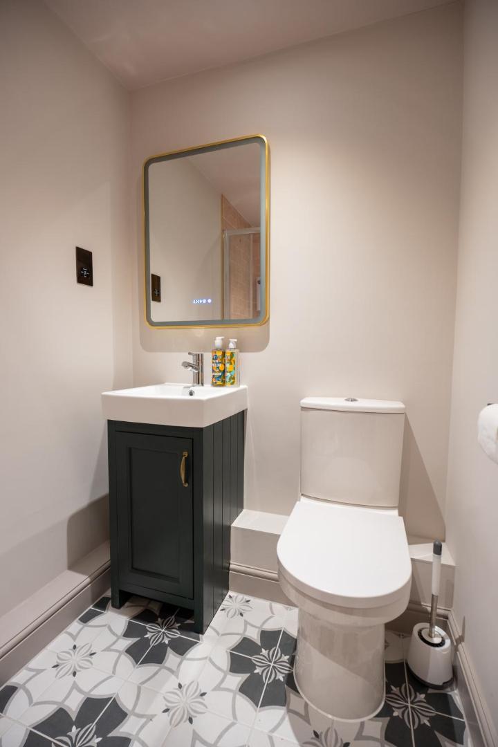 Zdjęcie 6: Kitsune - 1 Bedroom Luxury Apartment by Mint Stays