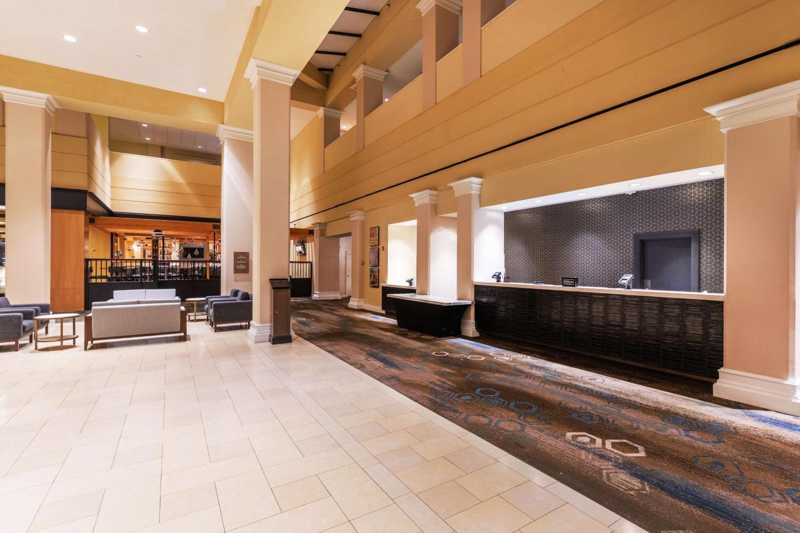 Φωτογραφία 7: DoubleTree by Hilton Tulsa Downtown