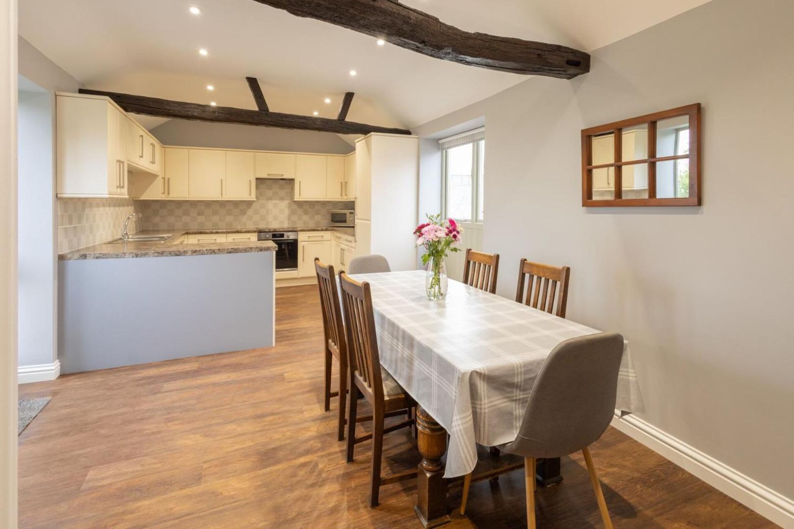Host & Stay - Croft Cottage photo 8