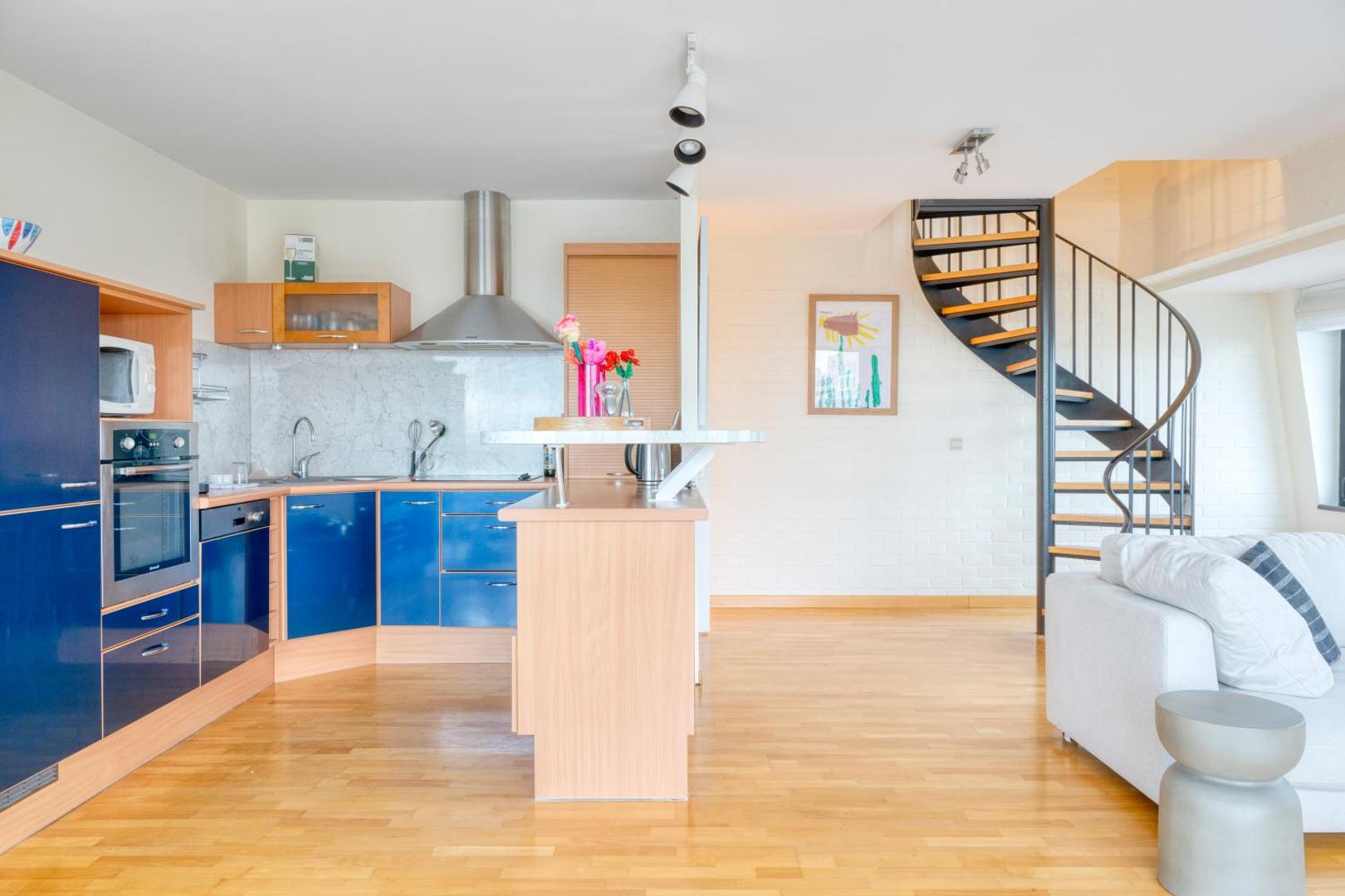 Photo 9 : Spacious duplex with beautiful view near the sea